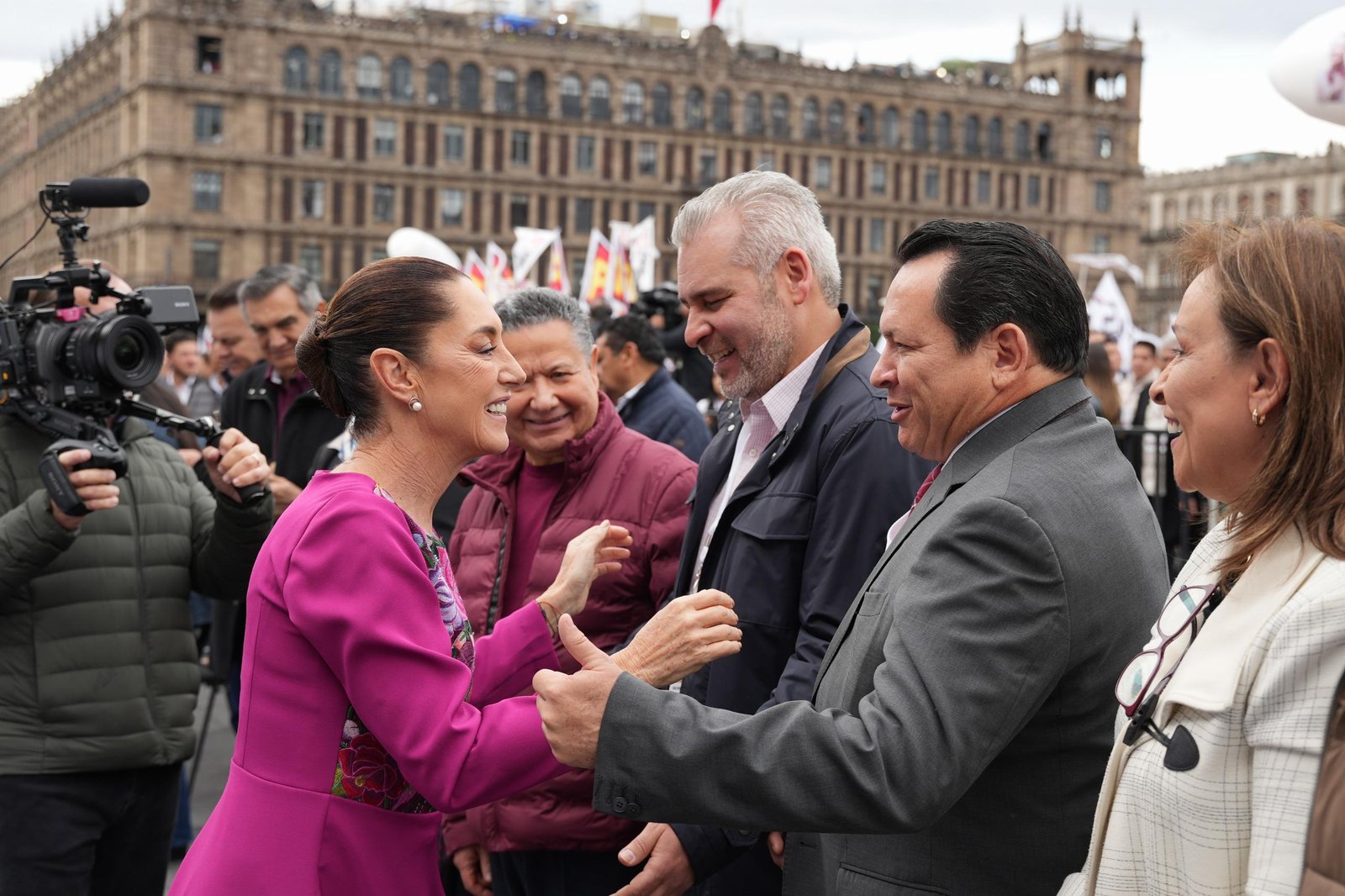Díaz Mena asiste al informe de los primeros 100 días del gobierno de ...